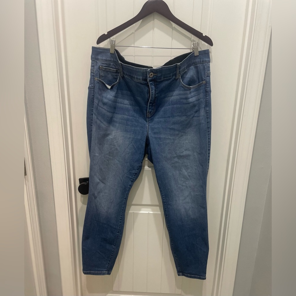 torrid Washed Blue Ankle Crop Jeans